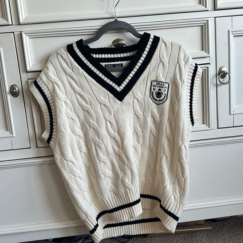 Sweater vest!